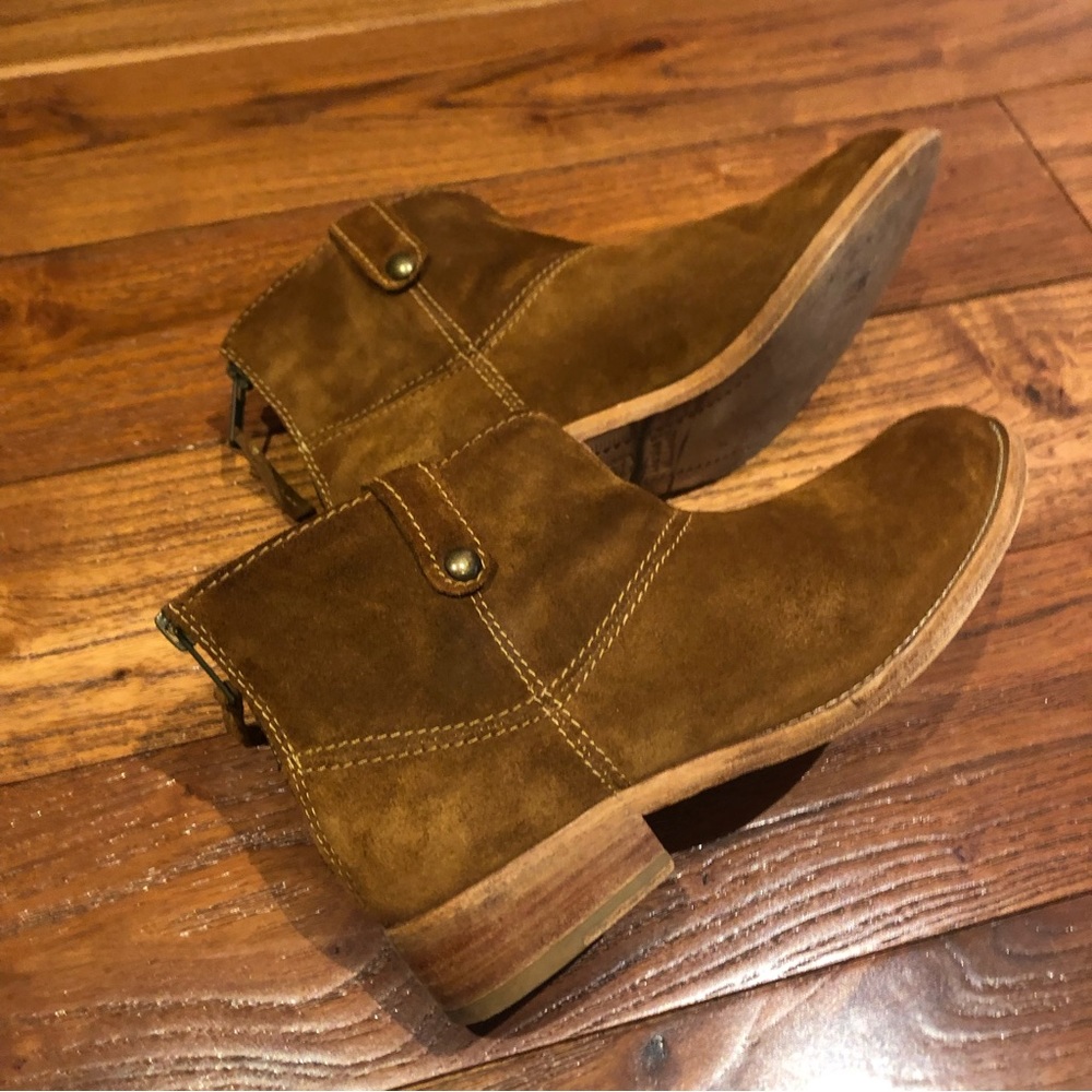 Johnson Murphy suede brown square heel booties ladies size 6.5  US